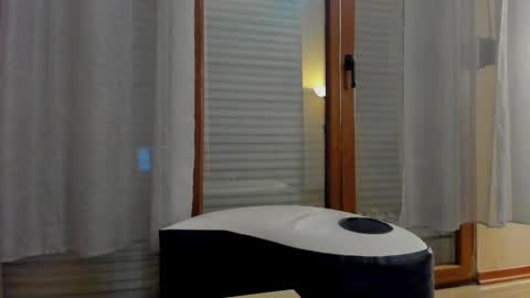 Erika  online show from 03-02-26, 05:08