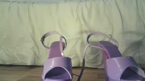 Snapshot of hotesmeralda chatting on 09-24-25, 08:56 HotEsmeralda online show from 09-24-25, 08:56