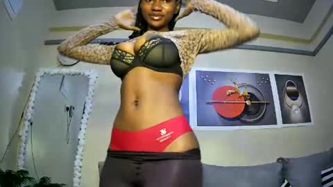 hotfalling706077 online show from 01-16-25, 01:37