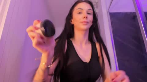 hotfallingdevil online show from 02-20-26, 05:59