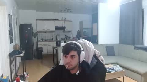 Snapshot of hotfilled chatting on 04-04-26, 04:11 Mephisto667 online show from 04-04-26, 04:11