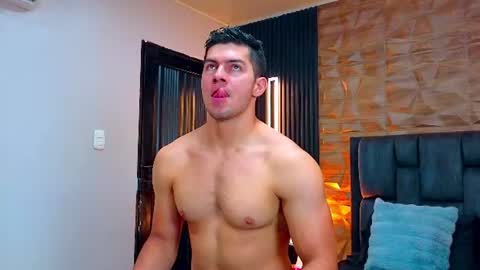 felipe  marcello online show from 07-06-26, 04:09