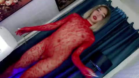 hotfucking_queen1111 online show from 02-21-26, 08:59