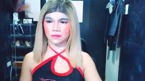 Snapshot of hotfvckingemerlyn chatting on 03-30-26, 06:25 emily online show from 03-30-26, 06:25