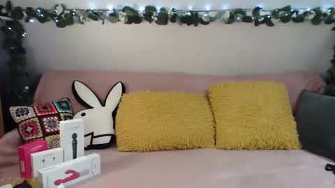 hotgirlkarina online show from 03-10-26, 04:50