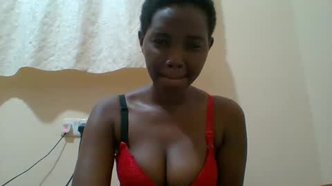 Queen online show from 03-03-25, 04:24