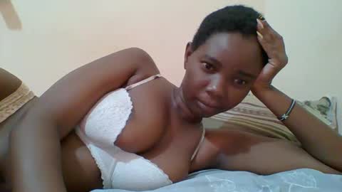 Queen online show from 03-08-25, 09:17