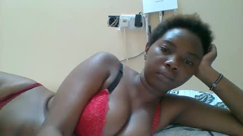 Queen online show from 09-19-25, 06:08