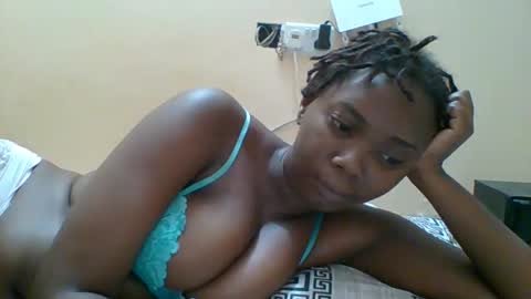 Queen online show from 02-13-26, 07:10