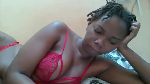 Queen online show from 02-15-26, 07:27