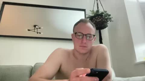 Snapshot of hotholby86 chatting on 12-10-24, 08:38 hotholby86 online show from 12-10-24, 08:38