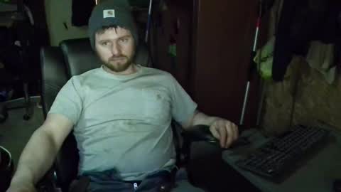 Snapshot of hothusband28931194 chatting on 03-23-26, 06:28 TW28 online show from 03-23-26, 06:28