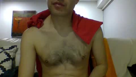 Snapshot of hotitan chatting on 10-08-25, 04:32 hottitan twitter Marianoshcam online show from 10-08-25, 04:32