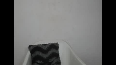 Snapshot of hotjessie0 chatting on 03-06-25, 08:52 hotjessie0 online show from 03-06-25, 08:52