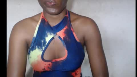 Snapshot of hotjessie0 chatting on 09-10-25, 04:01 hotjessie0 online show from 09-10-25, 04:01