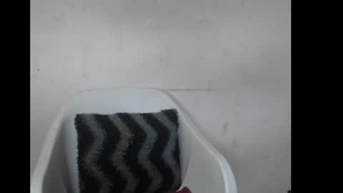 hotjessie0 online show from 10-29-25, 05:42