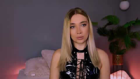 Maria online show from 04-29-26, 04:05