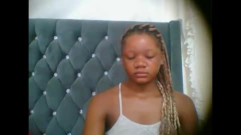 LOYCE online show from 01-10-26, 02:13