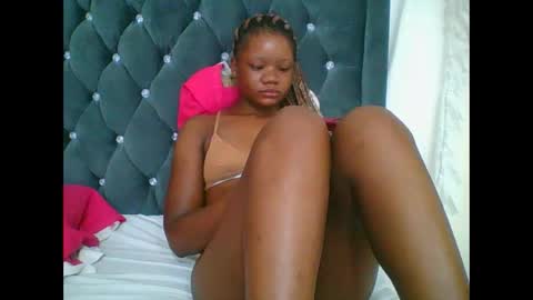 LOYCE online show from 01-18-26, 08:23