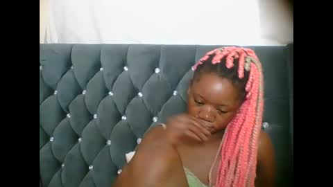 LOYCE online show from 03-02-26, 05:08