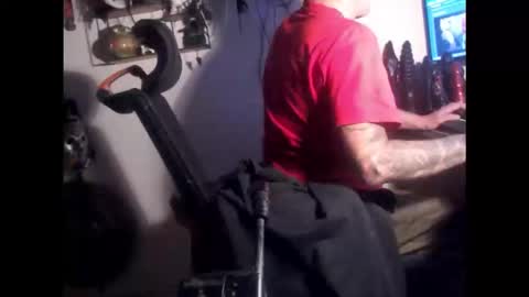 Snapshot of hotkinkytat chatting on 10-18-25, 08:42 hotkinkytat online show from 10-18-25, 08:42