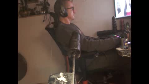 hotkinkytat online show from 02-04-26, 03:45