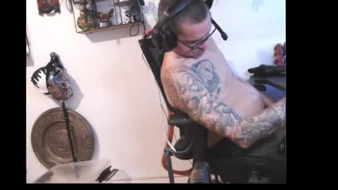 Snapshot of hotkinkytat chatting on 04-27-26, 07:50 hotkinkytat online show from 04-27-26, 07:50
