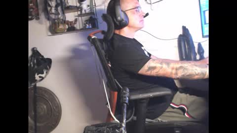 Snapshot of hotkinkytat chatting on 05-29-26, 06:50 hotkinkytat online show from 05-29-26, 06:50