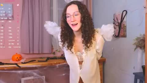 Allison  online show from 10-27-25, 06:45