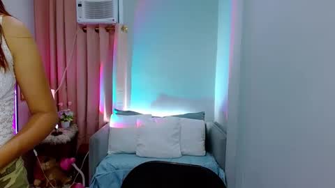 Layla online show from 12-07-24, 06:54