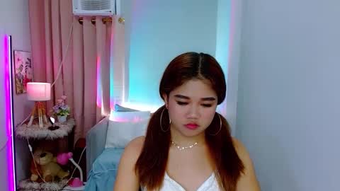 Layla online show from 12-07-24, 02:02