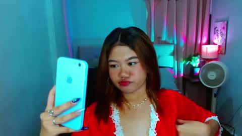 Layla online show from 03-01-25, 08:23