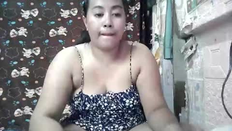 Hotlea20 online show from 05-19-26, 03:24