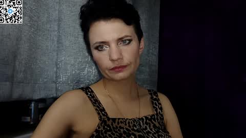 Snapshot of hotmamaqueen234 chatting on 05-07-26, 07:52 hotmamaqueen234 online show from 05-07-26, 07:52