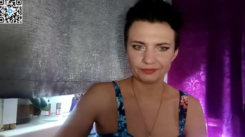 Snapshot of hotmamaqueen234 chatting on 05-08-26, 01:27 hotmamaqueen234 online show from 05-08-26, 01:27