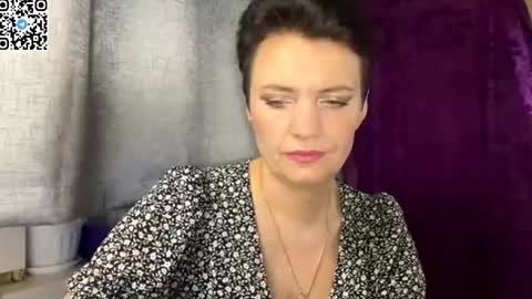 Snapshot of hotmamaqueen234 chatting on 05-24-26, 08:14 hotmamaqueen234 online show from 05-24-26, 08:14
