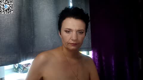 hotmamaqueen234 online show from 06-24-26, 12:04