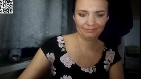 hotmamaqueen234 online show from 07-17-26, 10:58