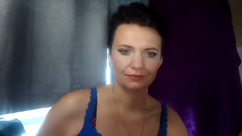 hotmamaqueen234 online show from 07-26-26, 08:10