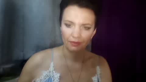 hotmamaqueen234 online show from 07-28-26, 09:36