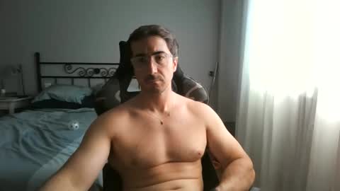 Snapshot of hotman_40_ chatting on 09-16-25, 10:49 hotman_40_ online show from 09-16-25, 10:49