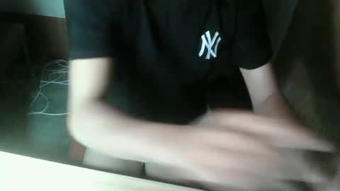 hotmeljean2002 online show from 01-12-26, 02:00