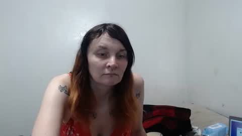 hotmodel1984 online show from 11-19-25, 09:48