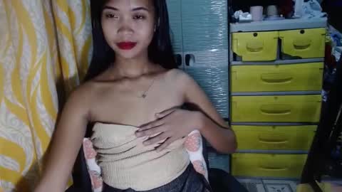 hotmom_gia online show from 12-04-24, 04:32