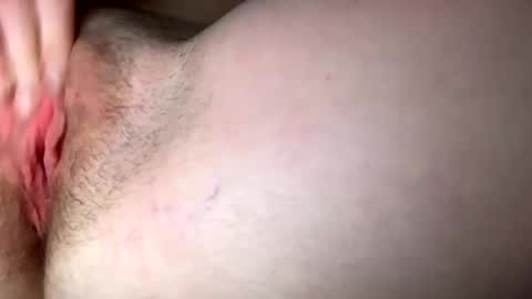 Snapshot of hotmommy2003 chatting on 01-07-25, 03:57 hotmommy2003 online show from 01-07-25, 03:57