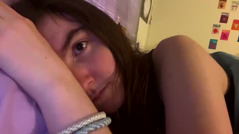 Snapshot of hotmommy2003 chatting on 01-29-25, 08:46 hotmommy2003 online show from 01-29-25, 08:46