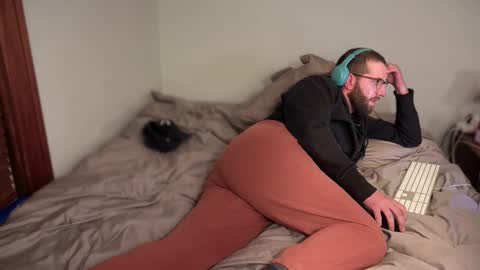 Jared online show from 10-28-25, 07:23