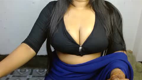 Snapshot of hotmuskan21 chatting on 12-03-24, 05:45 Muskan online show from 12-03-24, 05:45