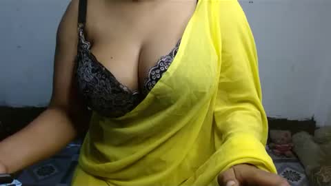 Snapshot of hotmuskan21 chatting on 01-22-25, 05:38 Muskan online show from 01-22-25, 05:38