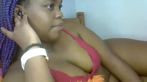 Snapshot of hotnice804954 chatting on 02-12-25, 06:51 anjela online show from 02-12-25, 06:51